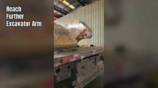 Bras long d'excavatrice prêt à envoyer