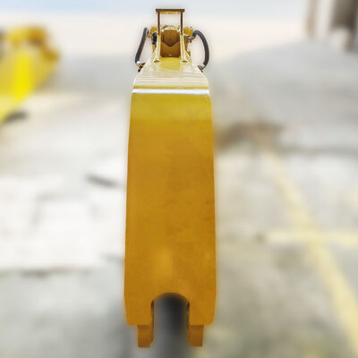 Excavateur à bras long conçu pour une portée étendue et une durabilité supérieure